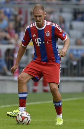 曾凌铉的突 曾凌铉的突