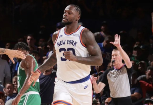 [中超]第16轮：武汉三镇0-2上海海港 集锦.